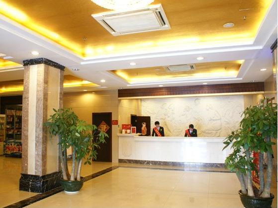 Vienna Hotel Airport Branch 深セン市 エクステリア 写真